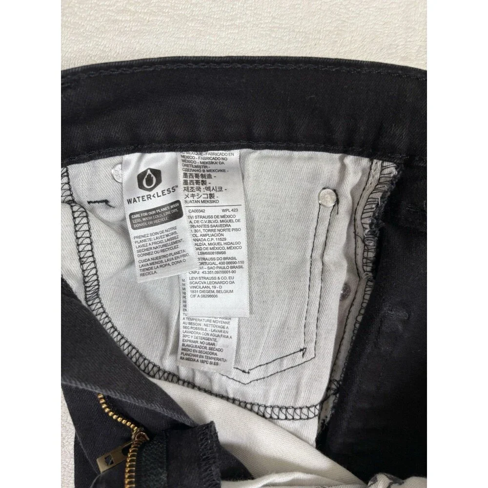 Levi’s 502 Taper Fit Black Jeans Men’s 33x32 Stretch Denim EUC